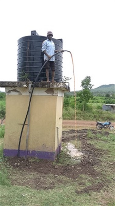 Checking and clearing the water pipe