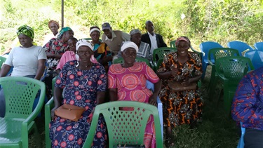 Some of the crowd for the opening of the water pipe connection to the Gona and Tinga communities.