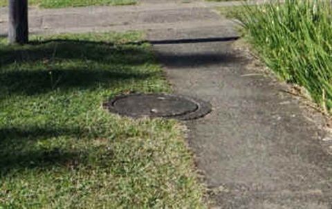 Concrete manhole